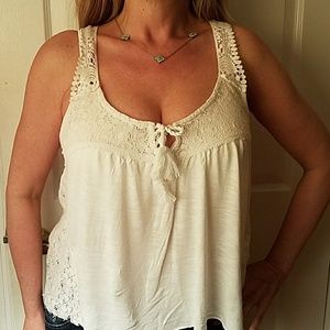 A & F Beautiful cool summer top EUC